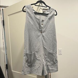 SHEIN Gray Sleeveless Buttoned Romper